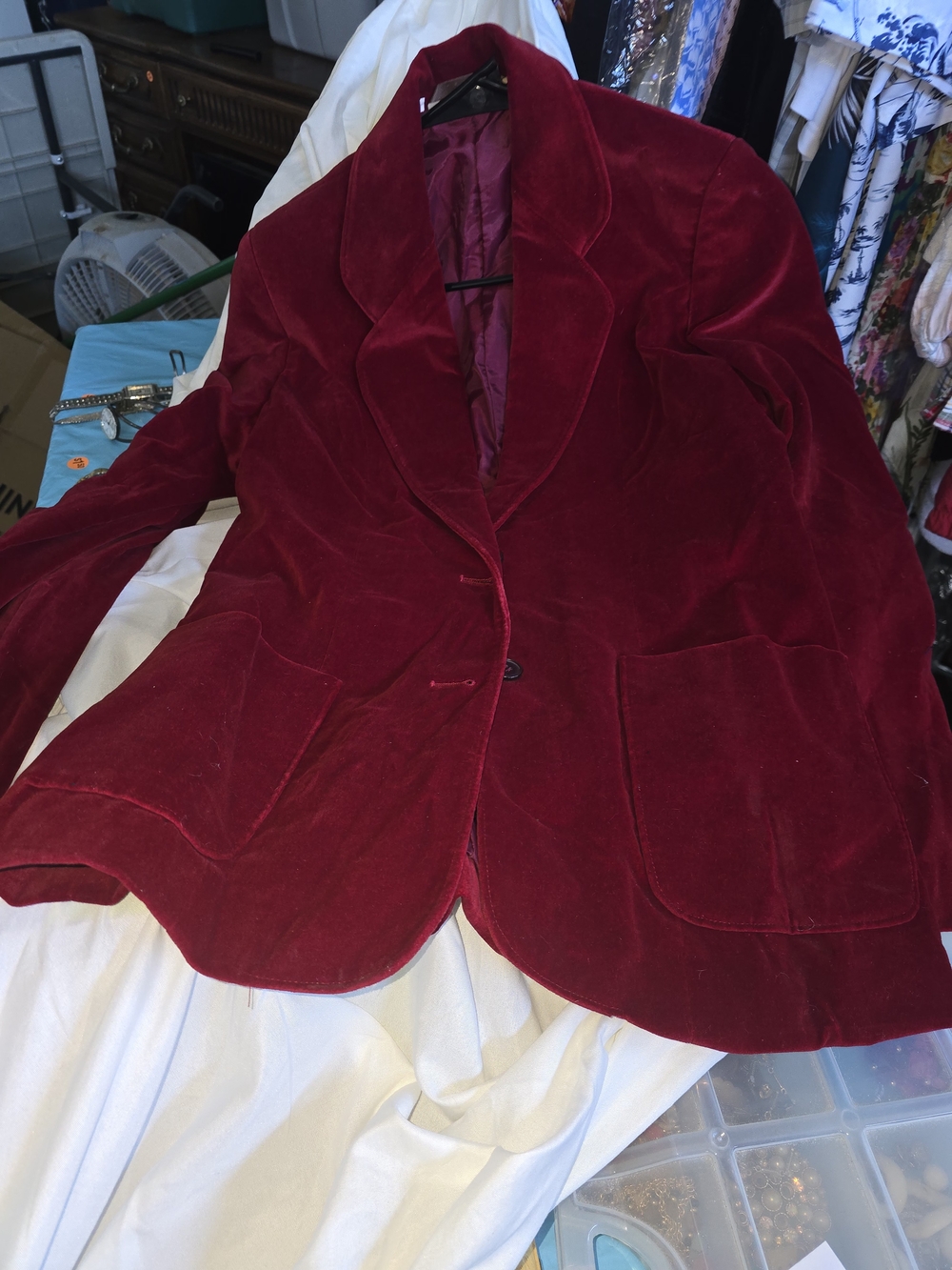 Women's Velvet Blazer Jacket - Deep Red